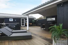 7 person holiday home in Blokhus - Image 2