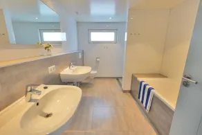Holiday home in Sint Maartenszee - Image 4