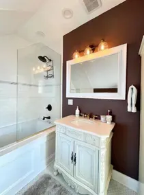 \"That Cute BNB\" 2-Bedroom home in prime location! - Image 2