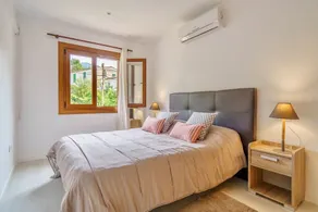 Holiday Home \"Yolima\" near the Beach with Wi-Fi, Air Conditioning and Garden - Image 3