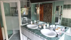 Maison Avec Grand Terrain - Image 4