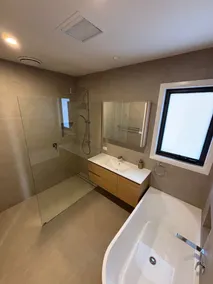 Ocean 2 Bay Views Beach House - with free Wi-Fi - Image 3