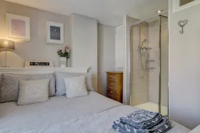 April Cottage by Winterton Cottages - Image 3