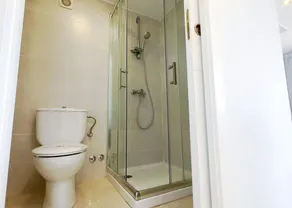 Skol 629 - Magnificent 2-Bedroom Duplex with Sea Views - Image 4