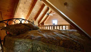 VT Log Cabin,NEK,St. J,Snowmobiling, East Burke, Mountain Bike,Pond View - Image 5