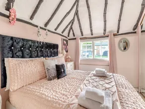 Brittons Hill Cottage - Image 5