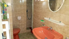 Rez de chaussée de villa - Image 2
