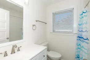 Beach Barn Lower - Lovely 3BR Lower Unit on the Oceanfront - Image 3