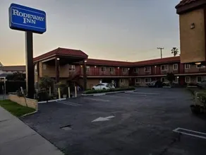 Econo Lodge near Home Depot Center - Image 5
