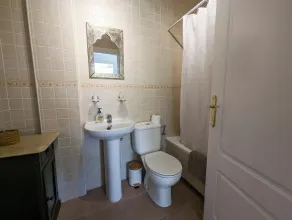 Lejlighed med hav og pool - Image 3