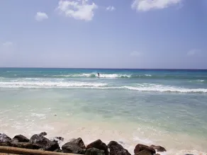 2 minutters gang til strand, nyligt renoveret, 2 soveværelser 2 badeværelser lejlighed # 1 - Image 3