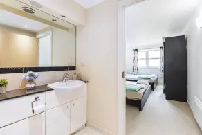 EXCEL EXECUTIVE 2BEDROOMS 2 BADROOM SOVER TILL 8 - Image 3