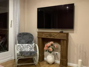 Beautiful vacation home directly on the canal - Image 2