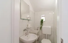 Beautiful home in Postira - Image 5