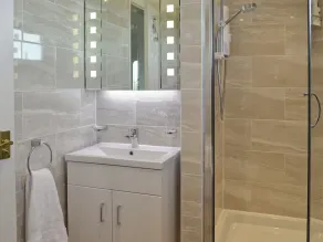 Alojamiento de 2 habitaciones en Appledore - Image 2