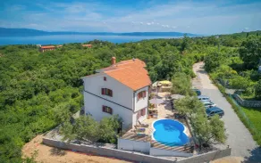 Holiday apartment with air conditioning - Image 4