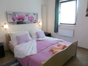 Holiday apartment with air conditioning and barbecue - Image 3