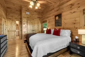 Multi-level Cabin W/ Long-Range Views, Fireplace, Hot tub| Perfect for Families - Image 4