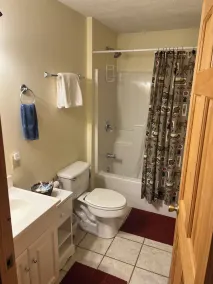 2 Queen Beds 1 Queen Sleeper Sofa SLEEP 6 MTN View Hot Tub -Dog 🐶 Friendly - Image 3