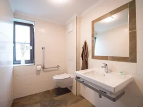 Apartamento / Superior con balcón / Apartamento 9 - Renate House - Image 3