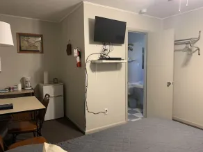 Cozy & Comfortable Stay-Cabin 15 - Image 3