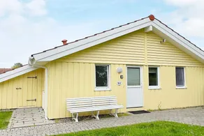 Danish-style cottage in Otterndorf - Image 1