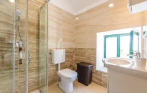 Beautiful Home In Otok - Image 2