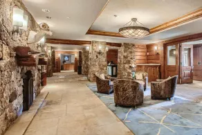 Luxury Ritz Carlton 2BR Residence - Ski-in/out & Private Laundry - Image 5