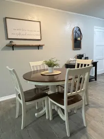 Cozy 2BR Lincoln House - Image 5