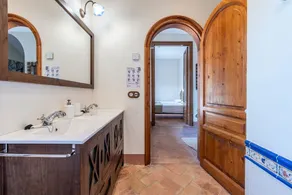 Agradable apartamento apropiado para familias con jardín, internet de alta velocidad y barbacoa | Vistas a la montaña - Image 4