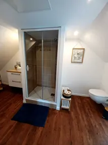 Charming town house - Image 4