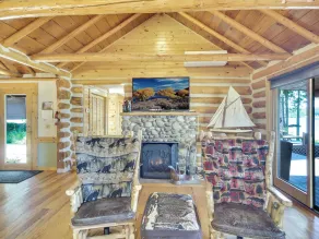 Beautiful  Log Home with all the comforts and amenities anyone would ever need ! - Image 2