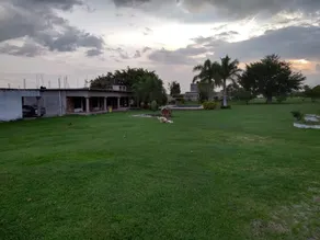 Casa de campo con piscina y jardín para eventos - Image 3