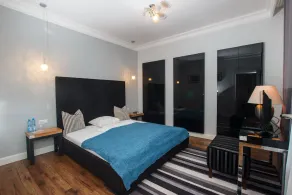 Small grand hotel for private use - Image 3
