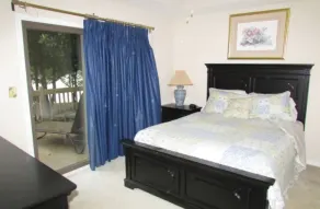 4-928L Hartwell Marina Vista - Pets welcome - WIFI - Level LAKEFRONT Lot - Image 3