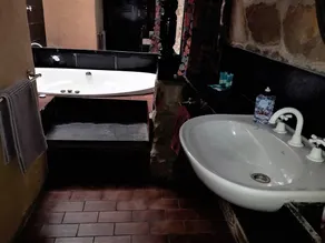 Escape & Step Back in Time. Spa Wood Fire 4 Poster Bed! Mintaro Hideaway Scholar - Image 4