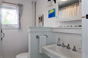 Perfect Water View Year-Round Cottage! - Image 2