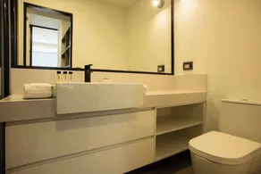 w Cozy 1BR in Exclusive San Isidro - Image 4