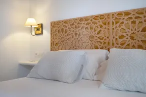 Rural House 'Maximón Gran Suite Relax' with Sea Views, Wi-Fi and Air Conditioning - Image 4