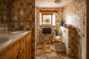 Old Barn - sleeps 10 guests  in 5 bedrooms - Image 4