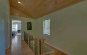 Cozy Lake Hartwell Cabin - Beautiful dock views! Bring your boat and your pet! - Image 2