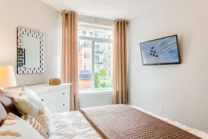 Modern 1 BR Quiet Condo i Seattle centrum, pool, träningsrum, gratis parkering - Image 5