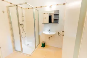 140 m² lägenhet omgiven av naturen - Image 2