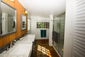 Riverfront Cottage in Wine Country - Seasonal River Access - Dogs Stay for Free! - Image 3