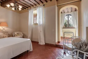 Kleines Haus mit Panoramapool, Terrasse und Wi-Fi - Image 4