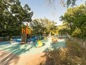 Les Restanques Bastide 8 personnes vue Mer Piscines Tennis - Image 3
