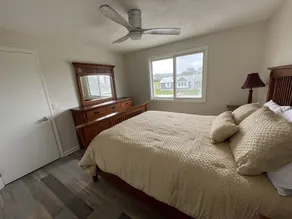 Condo with waterviews and walking distance to beach. - Image 2
