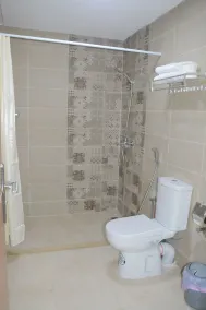 Town Hotel - Image 2