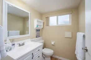 Edgewater Paradise HotTub Private Dock & Game Room - Image 4