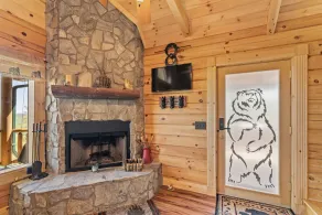 Morganton Mountain Retreat w/ Hot Tub - Image 5